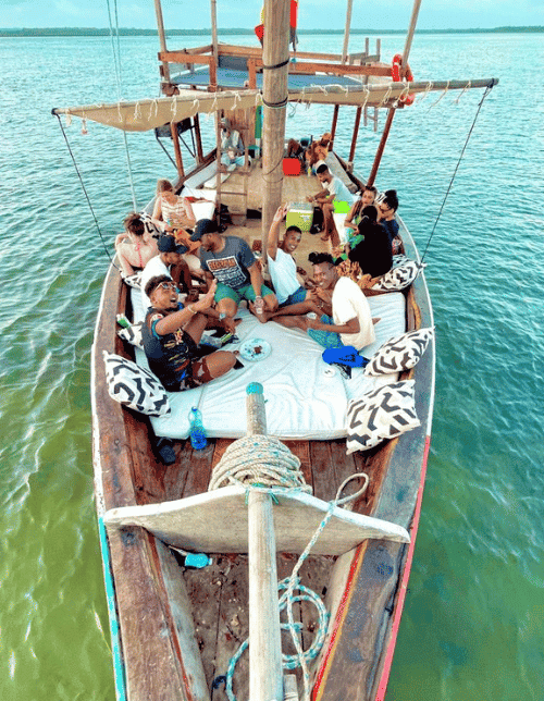 Dhow cruise Watanu